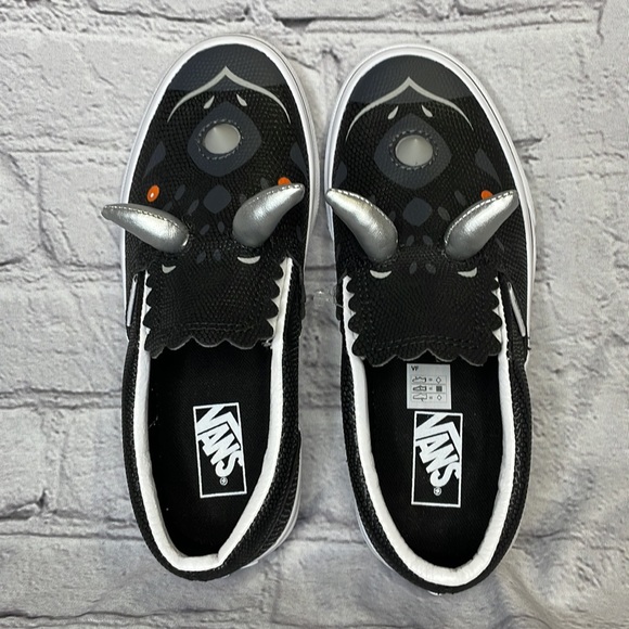 NWOT Vans Triceratops Slip-On - Size 2.5 Kids - Picture 4 of 14